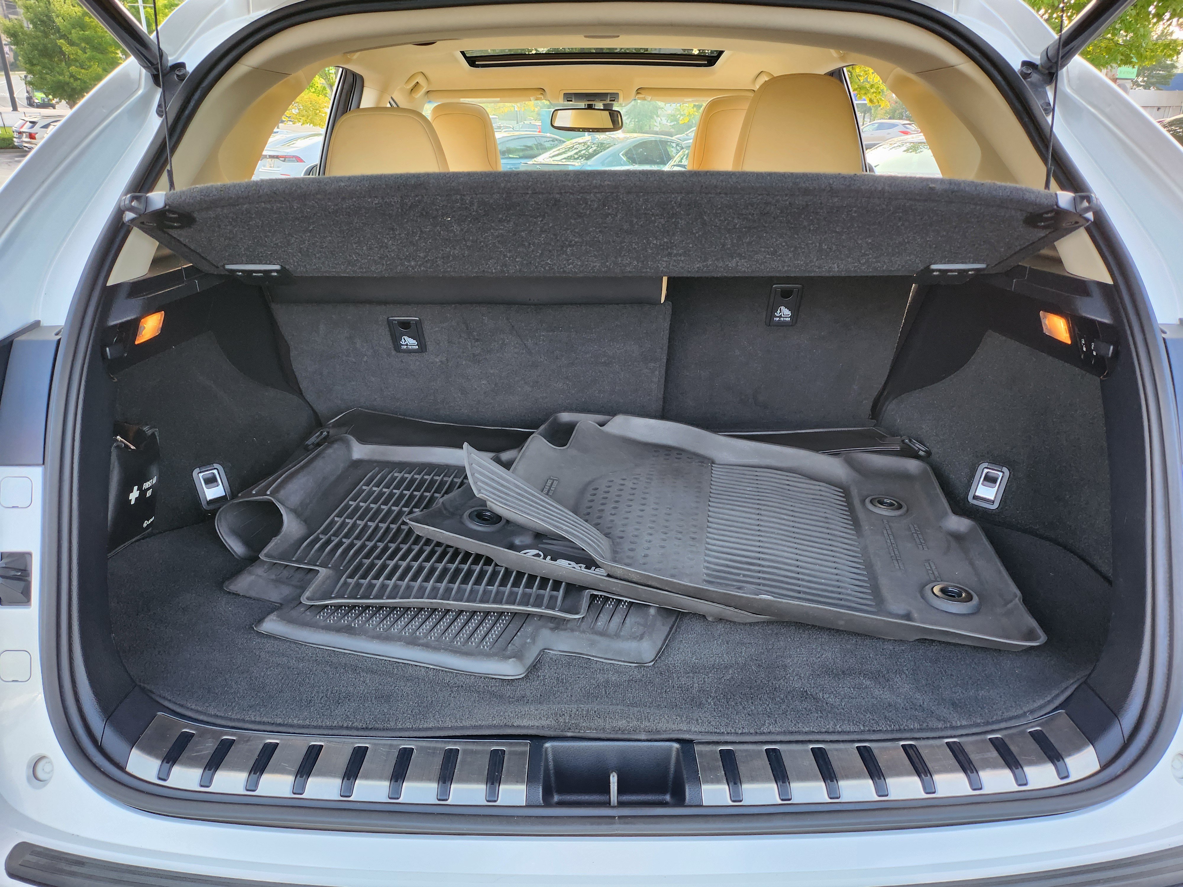 Used 2016 Lexus NX 200t FWD w/ Luxury Package image 27