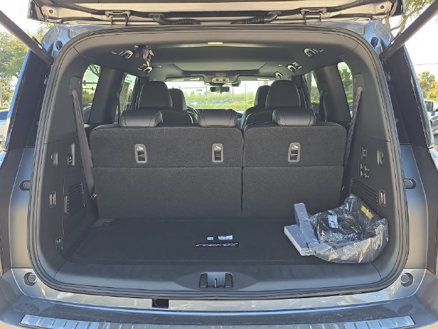 New 2026 Nissan Armada PRO-4X AWD/4WD image 10