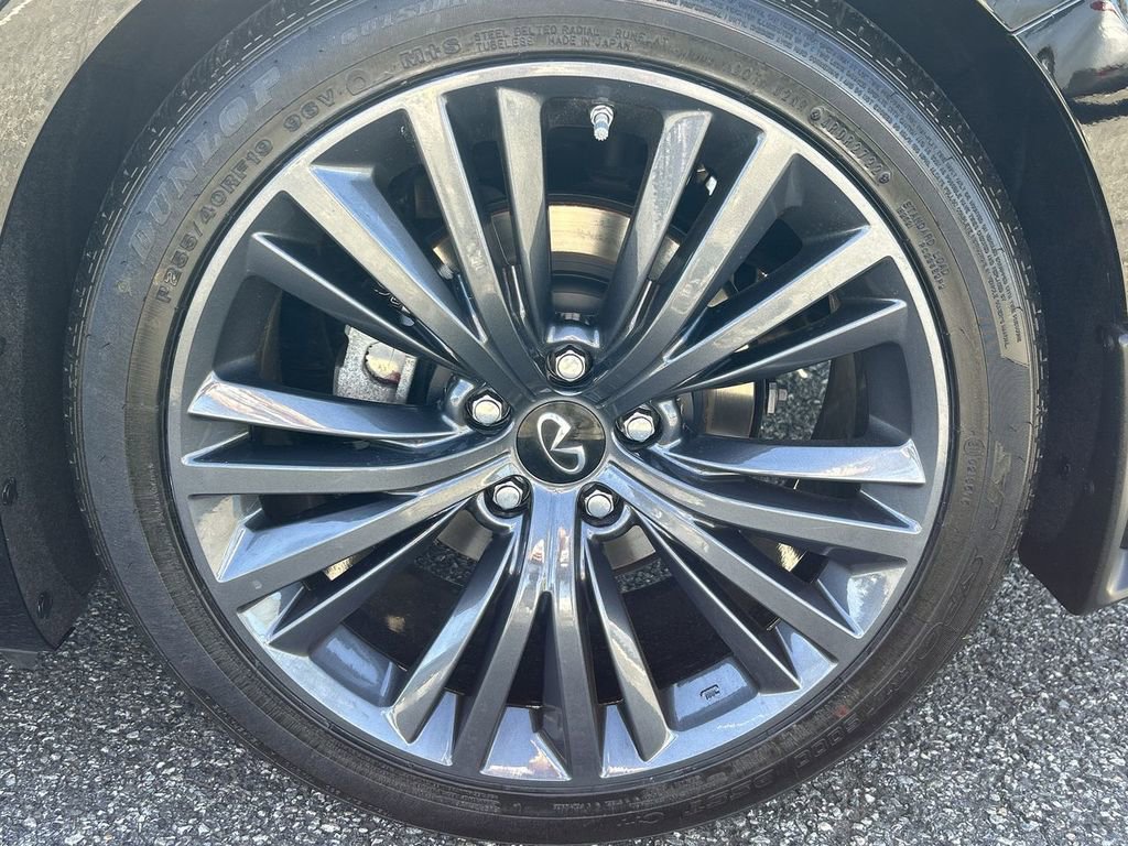 Certified 2022 INFINITI Q60 3.0t Luxe w/ Essential Package image 11