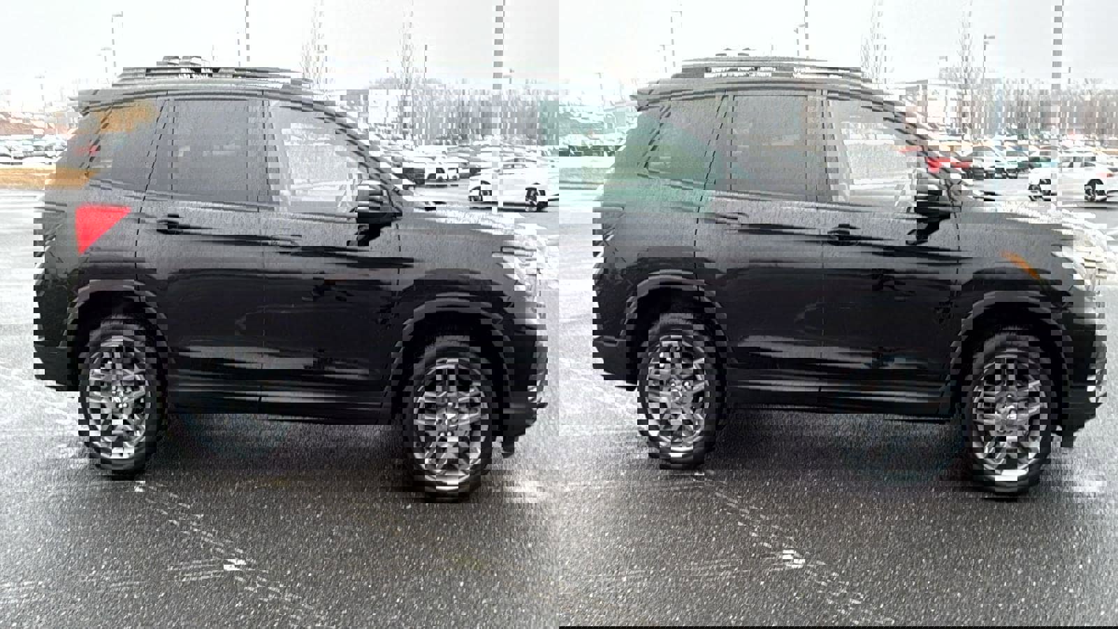 Used 2023 Honda Passport EX-L image 4