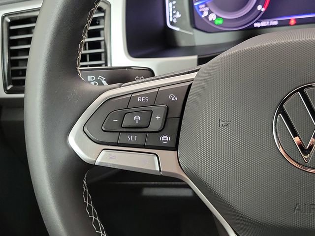 Used 2022 Volkswagen Atlas Cross Sport SE image 19