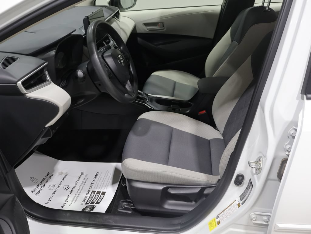 Certified 2023 Toyota Corolla LE AWD/4WD image 11