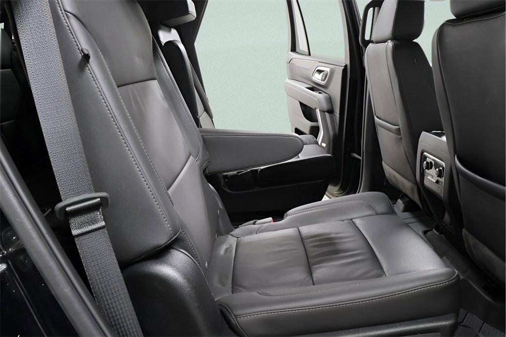 Used 2024 Chevrolet Tahoe Z71 w/ Luxury Package image 28