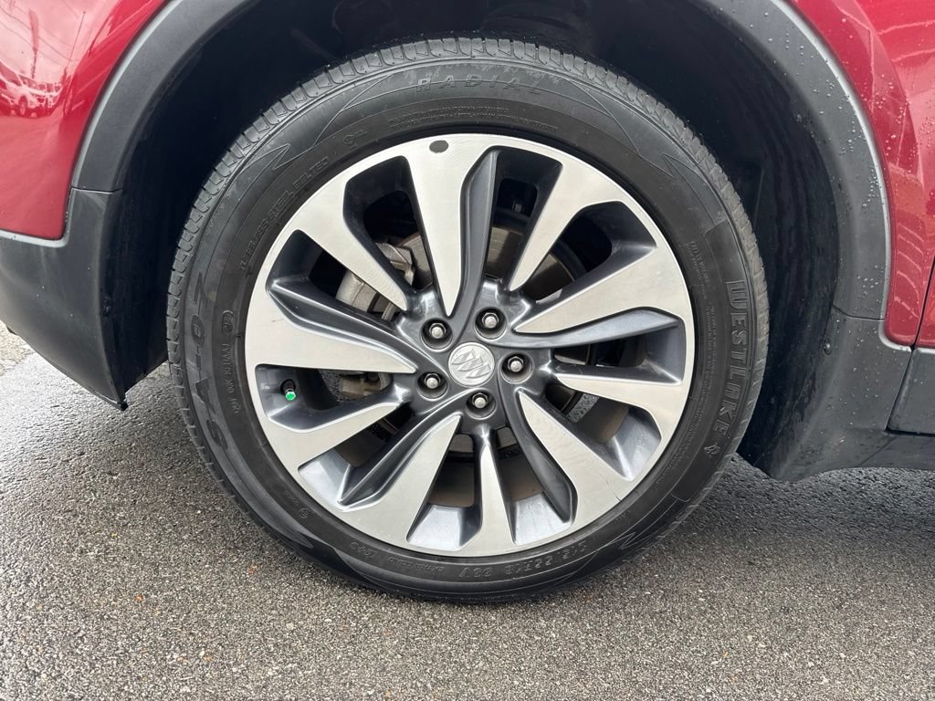 Used 2022 Buick Encore Preferred w/ Safety Package FWD image 28