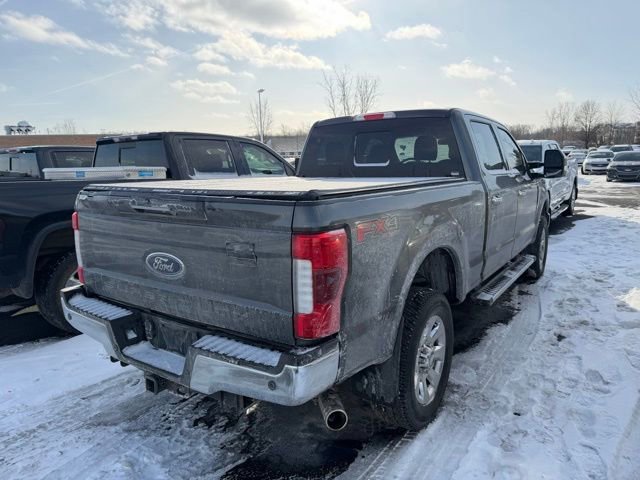 Used 2018 Ford F250 Lariat w/ Lariat Ultimate Package image 3