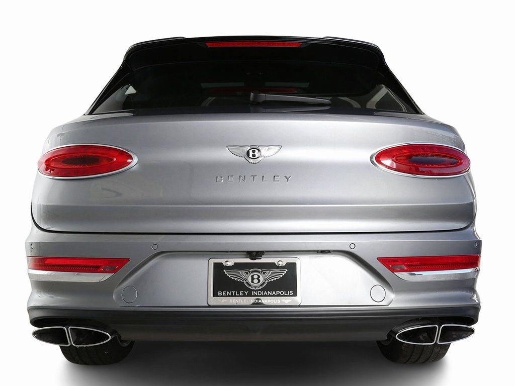 Certified 2025 Bentley Bentayga image 11