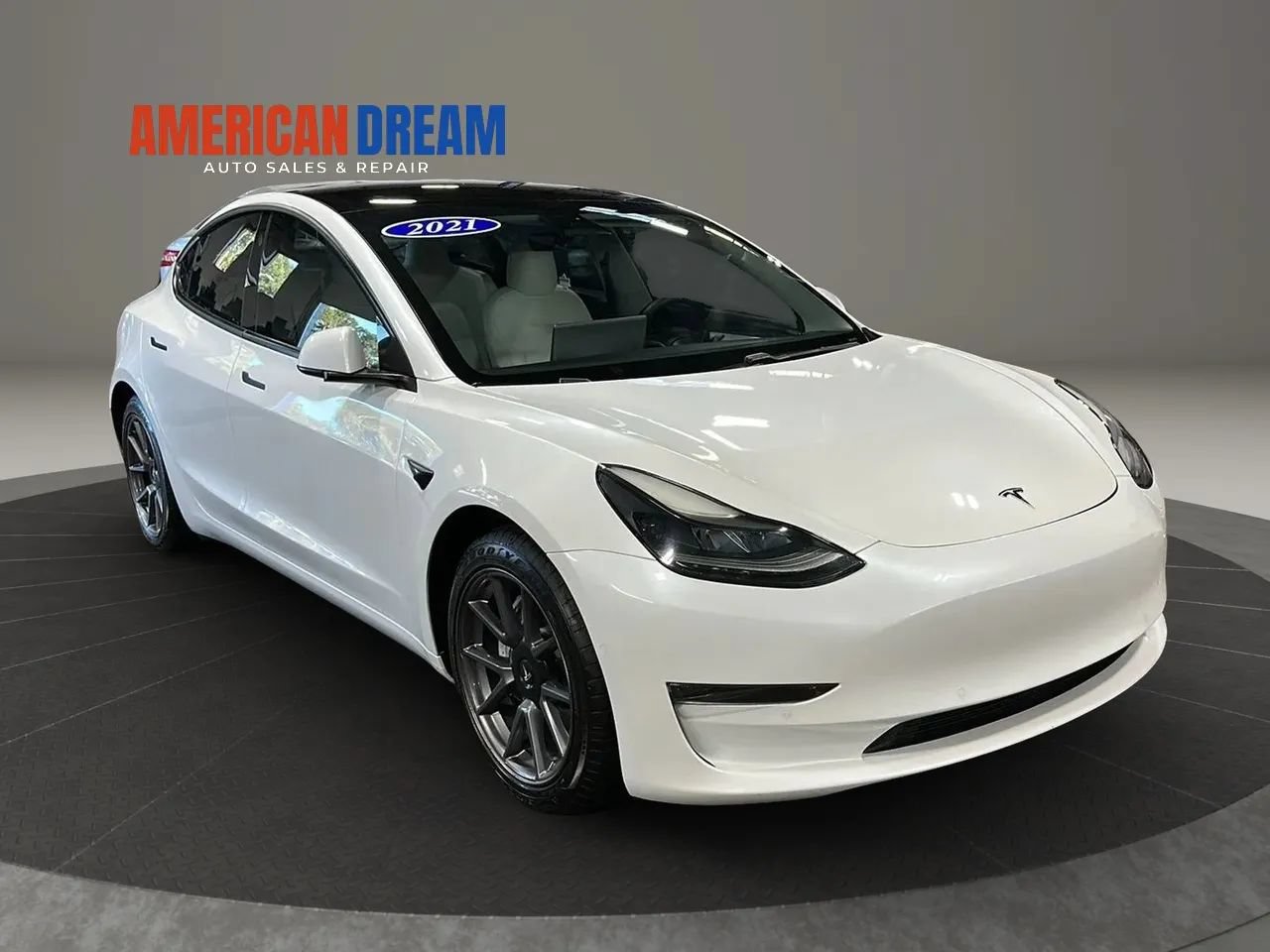Used 2021 Tesla Model 3 Standard Range Plus RWD image 7