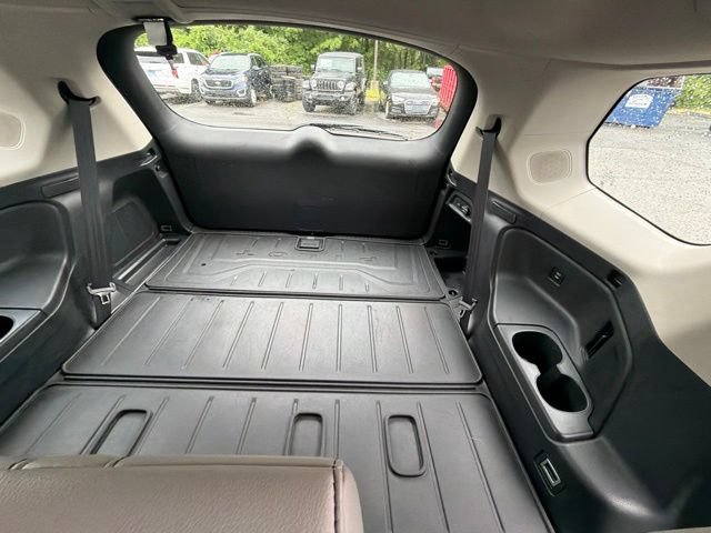 Used 2024 Honda Pilot Touring image 18