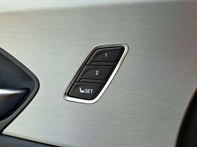 Certified 2025 Acura TLX w/ Technology Package image 27