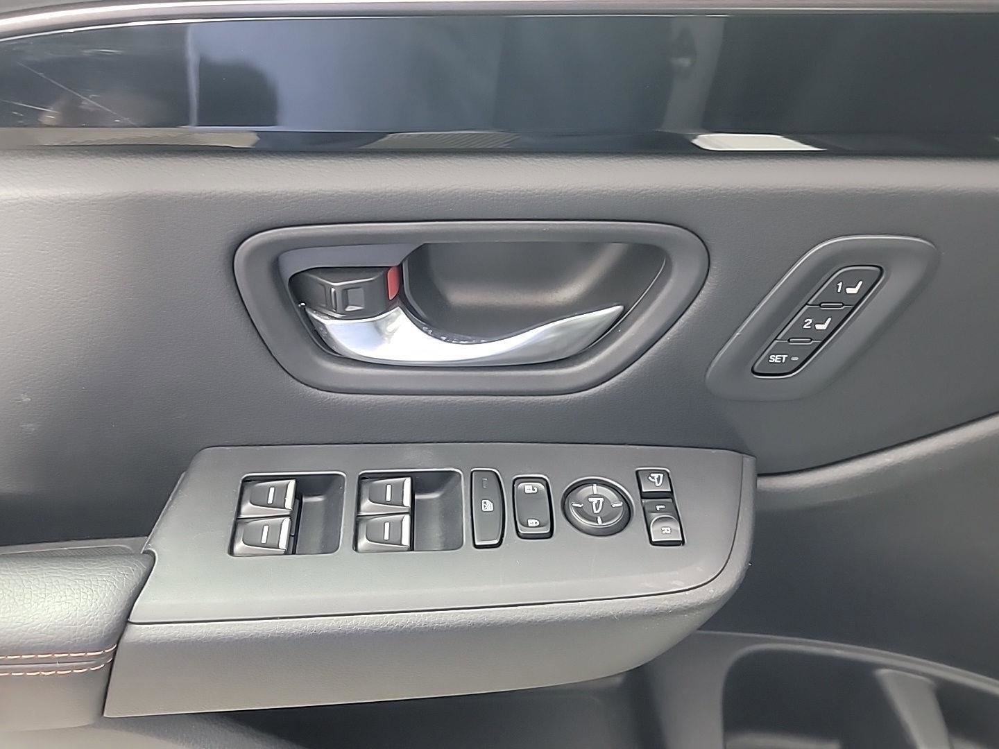 Certified 2023 Honda Pilot TrailSport image 38