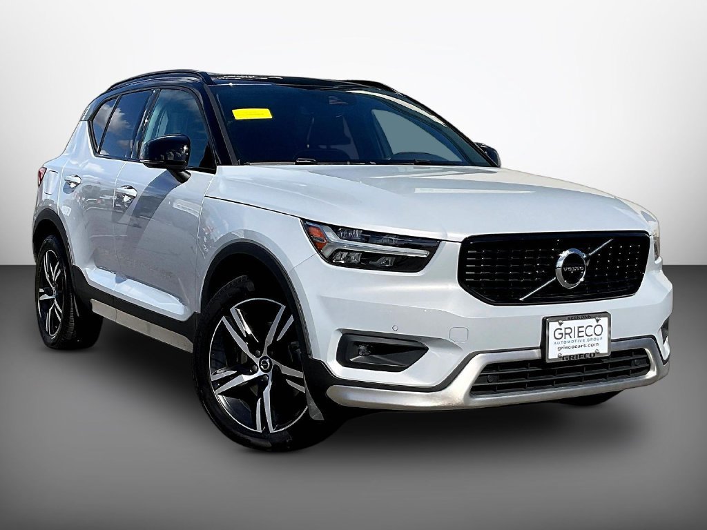Used 2021 Volvo XC40 T5 R-Design AWD/4WD image 1