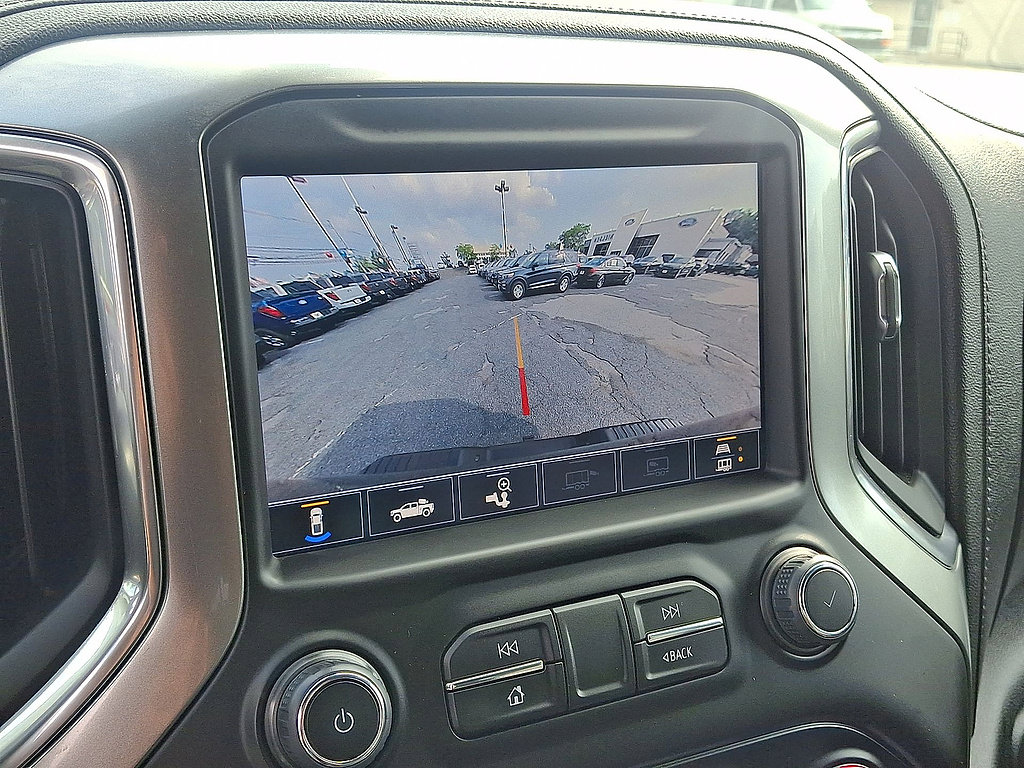 Used 2022 Chevrolet Silverado 2500 LT w/ Midnight Edition AWD/4WD image 21