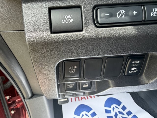 Used 2025 Nissan Frontier PRO-4X w/ Pro Convenience Package AWD/4WD image 13