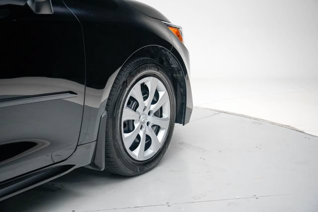Used 2023 Toyota Corolla LE FWD image 25
