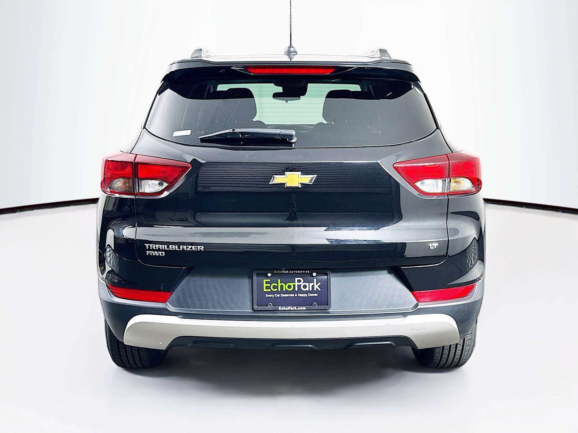 Used 2023 Chevrolet TrailBlazer LT w/ LPO, Blackout Package AWD/4WD image 7