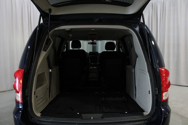 Used 2014 Dodge Grand Caravan SXT FWD image 29