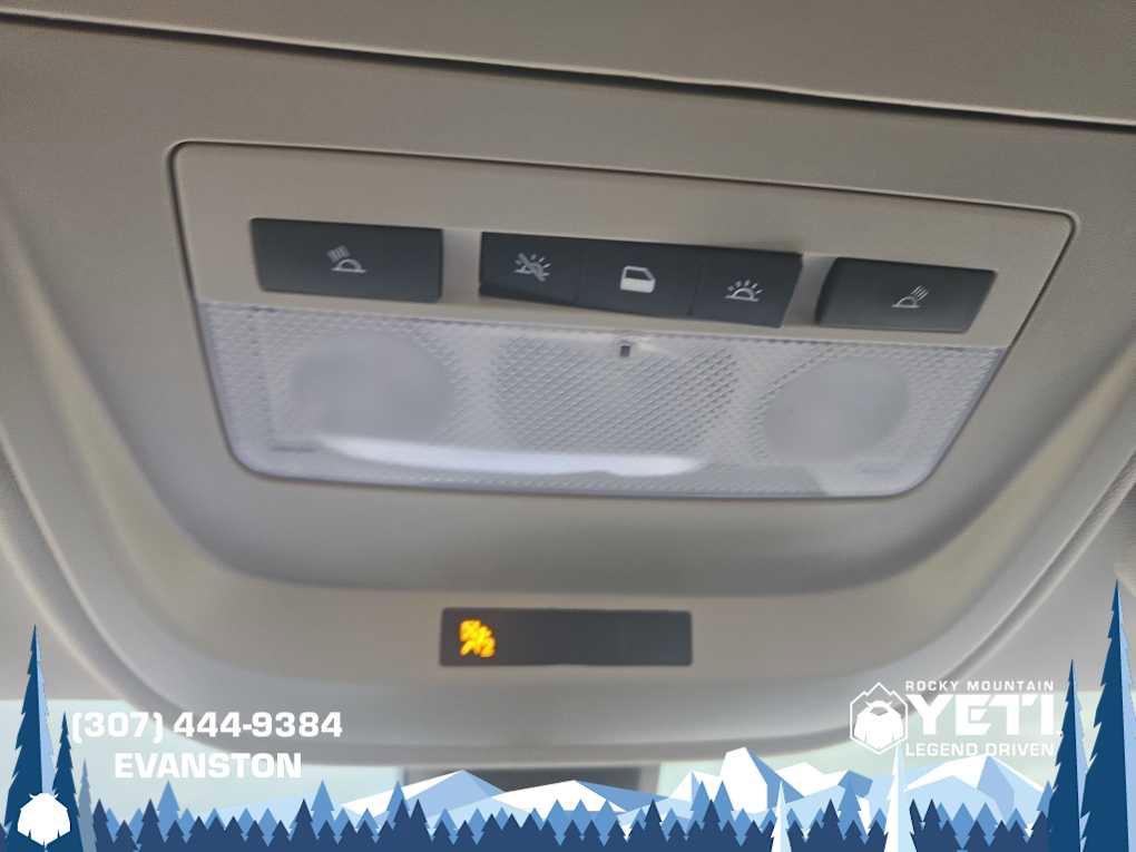 Used 2022 Chevrolet Colorado ZR2 w/ ZR2 Dusk Special Edition image 27