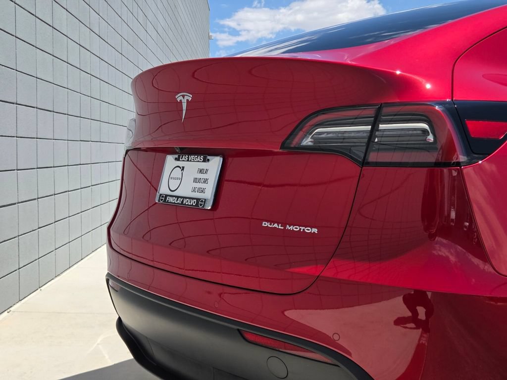 Used 2022 Tesla Model Y Long Range AWD/4WD image 11