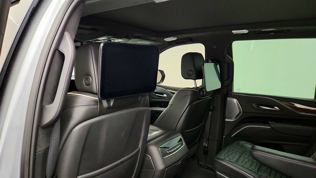 Used 2023 Cadillac Escalade Sport Platinum w/ LPO, ONYX Package AWD/4WD image 20