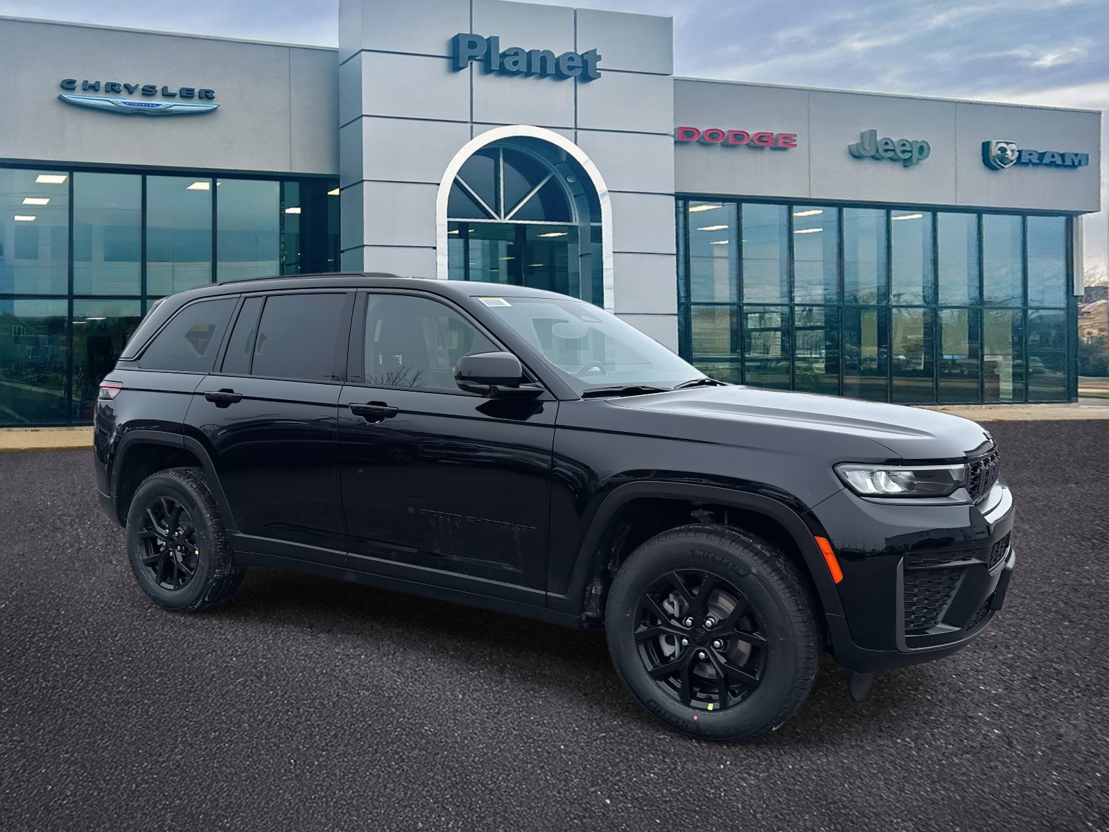 New 2026 Jeep Grand Cherokee Altitude