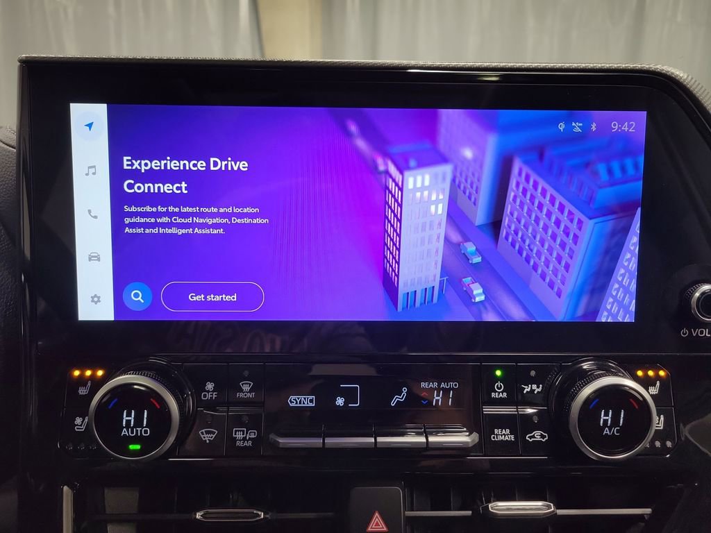 Used 2025 Toyota Highlander Platinum image 19