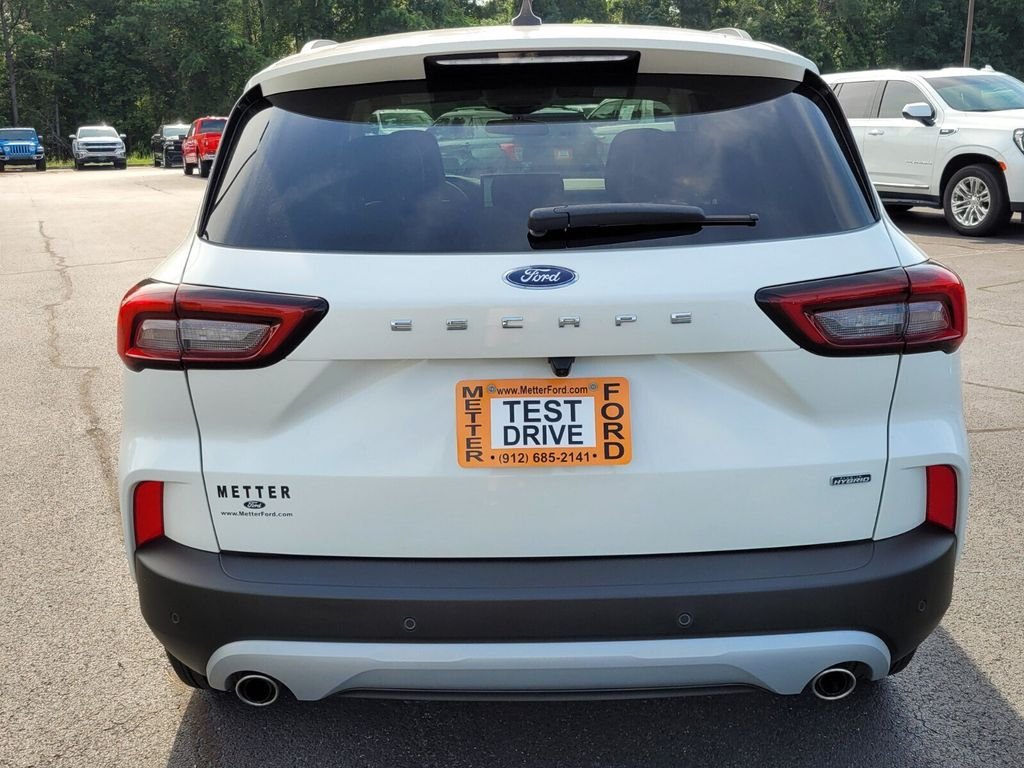 Used 2024 Ford Escape SE FWD image 9