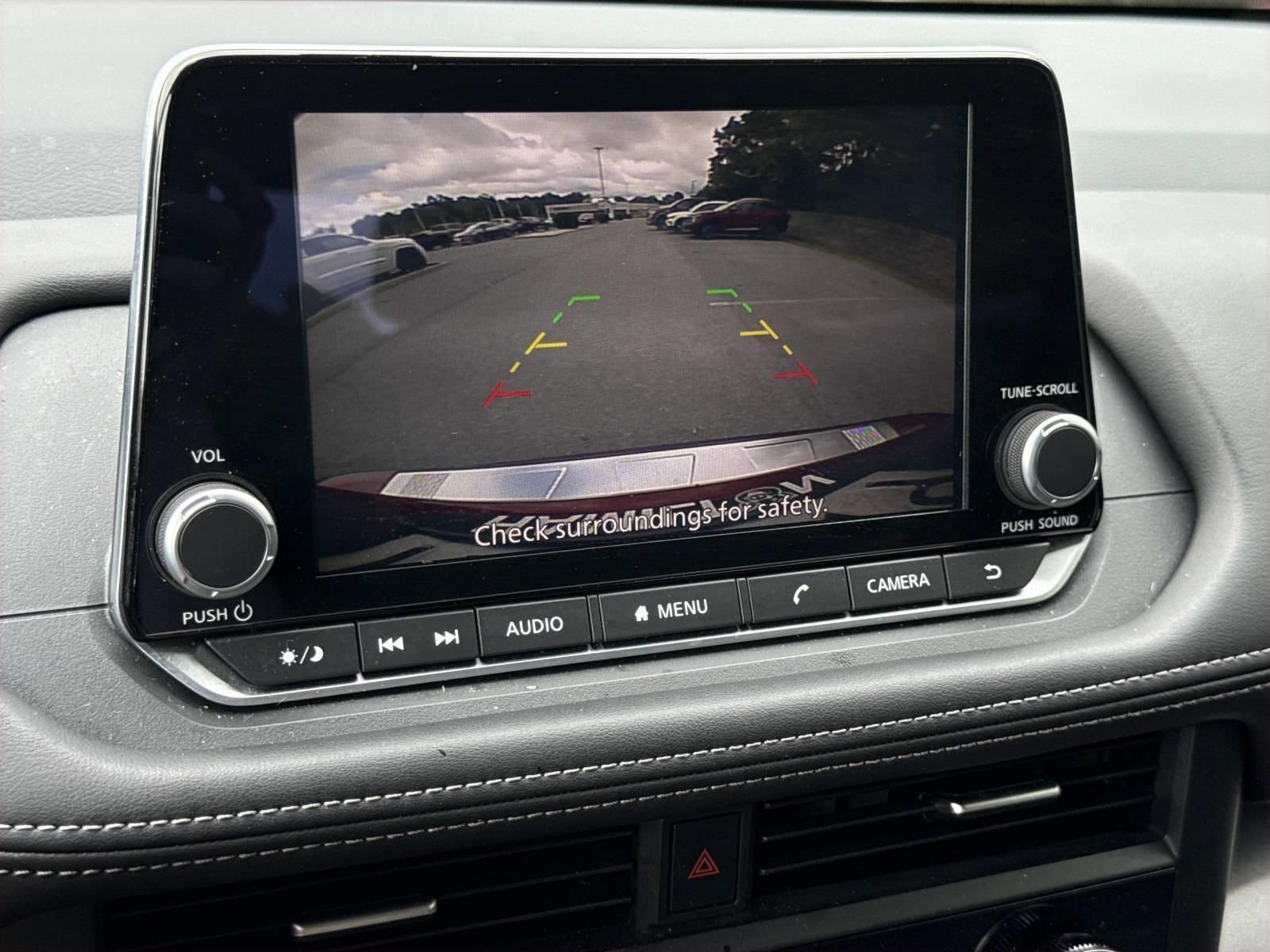 Certified 2026 Nissan Rogue SV AWD/4WD image 10