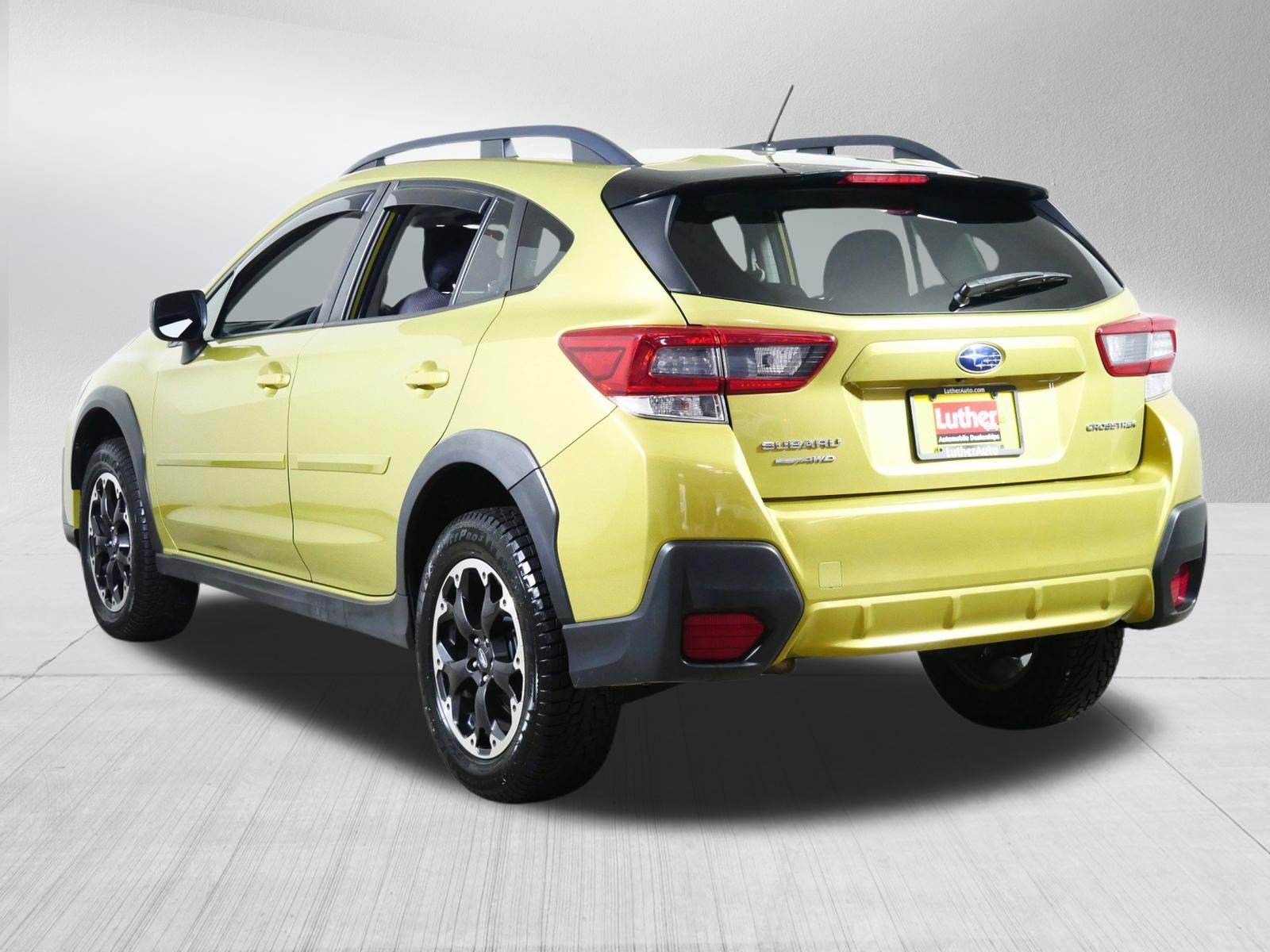 Used 2021 Subaru Crosstrek 2.0i AWD/4WD image 5