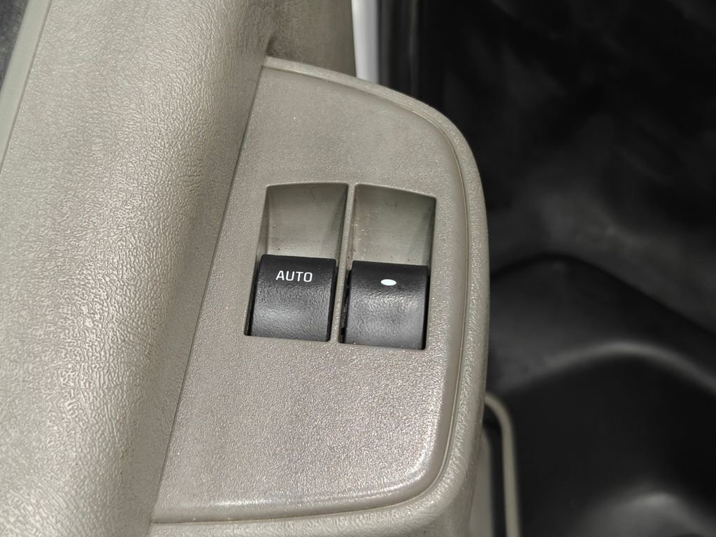 Used 2023 GMC Savana 3500 w/ Power Convenience Package RWD image 30