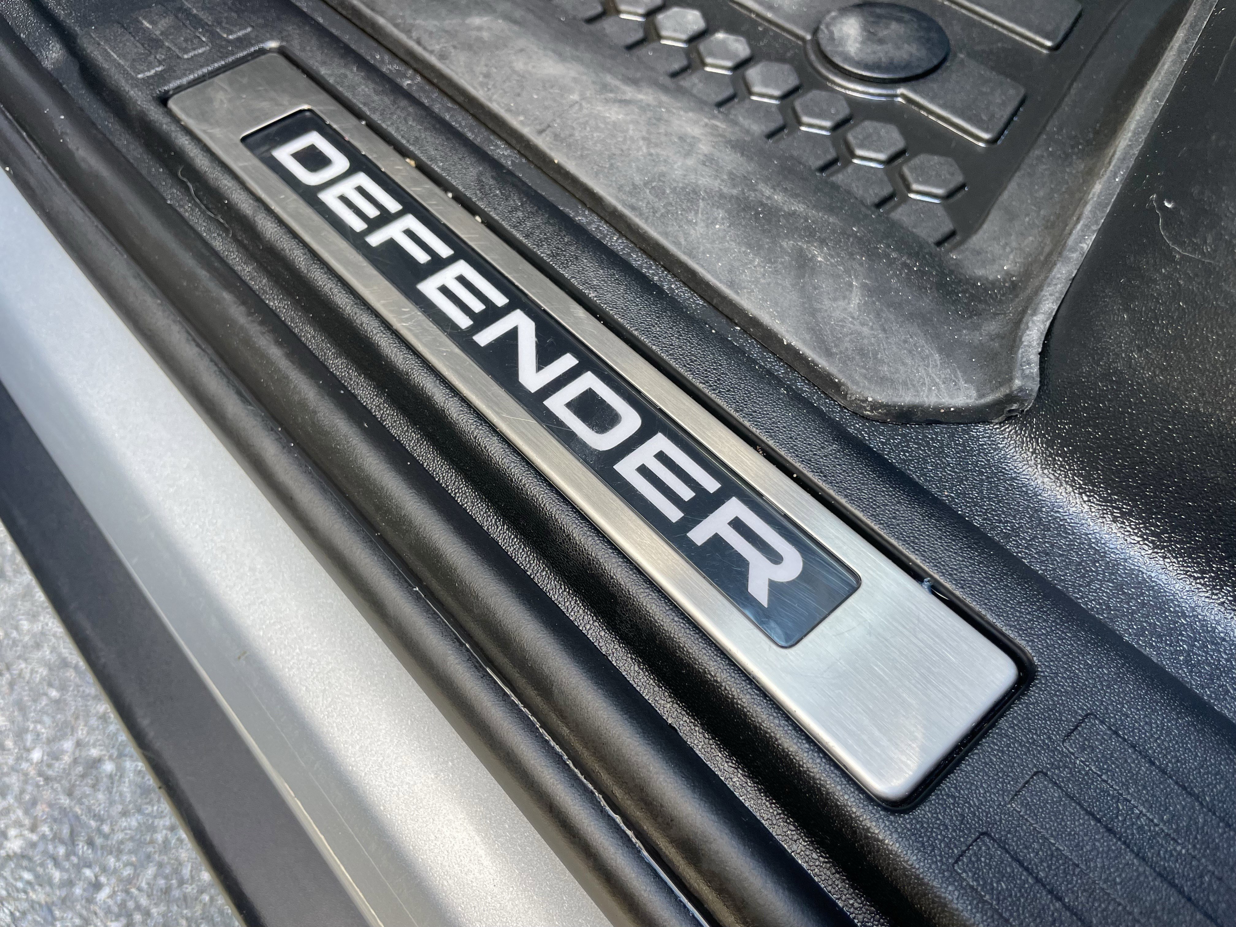 Certified 2024 Land Rover Defender 110 X image 39