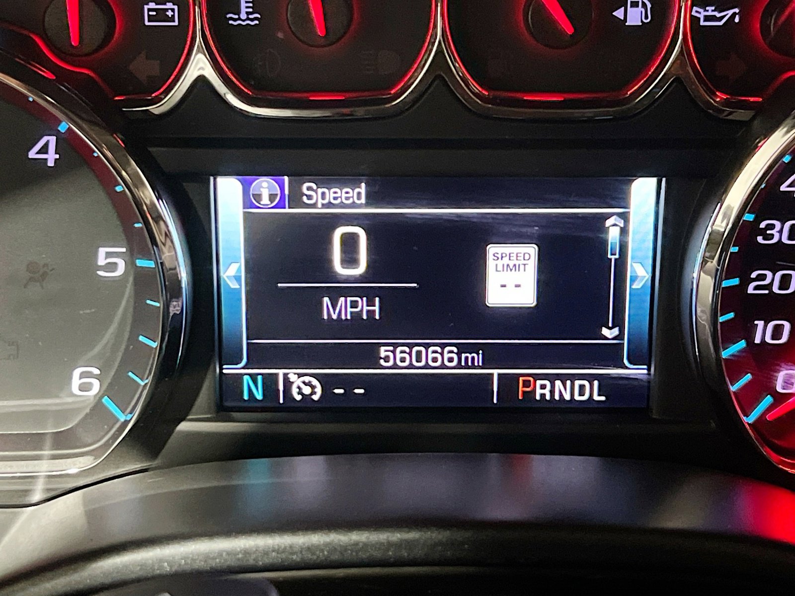 Used 2017 GMC Sierra 1500 SLT w/ SLT Premium Package image 8