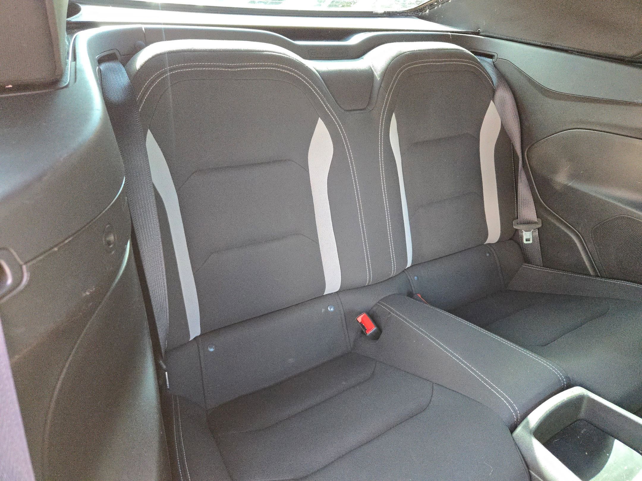 Used 2020 Chevrolet Camaro LT image 23