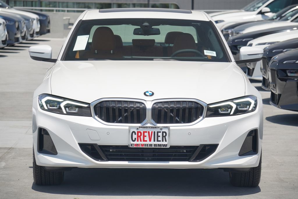 Used 2025 BMW 330i xDrive Sedan AWD/4WD image 2