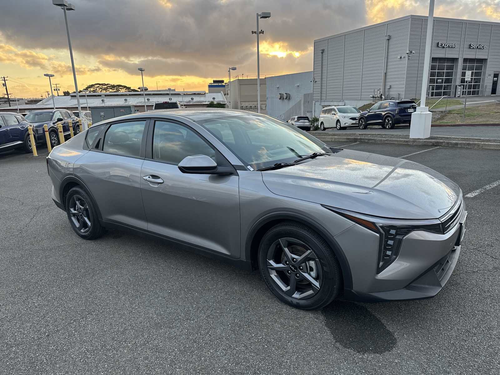 Used 2025 Kia K4 LXS image 2