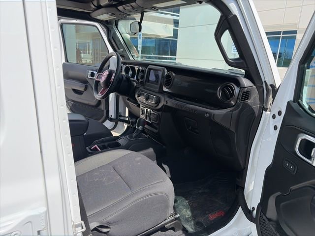Used 2020 Jeep Wrangler Unlimited Sport image 11