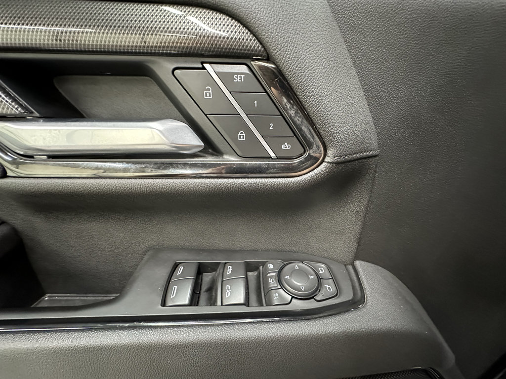 Used 2025 GMC Sierra 2500 AT4 AWD/4WD image 25