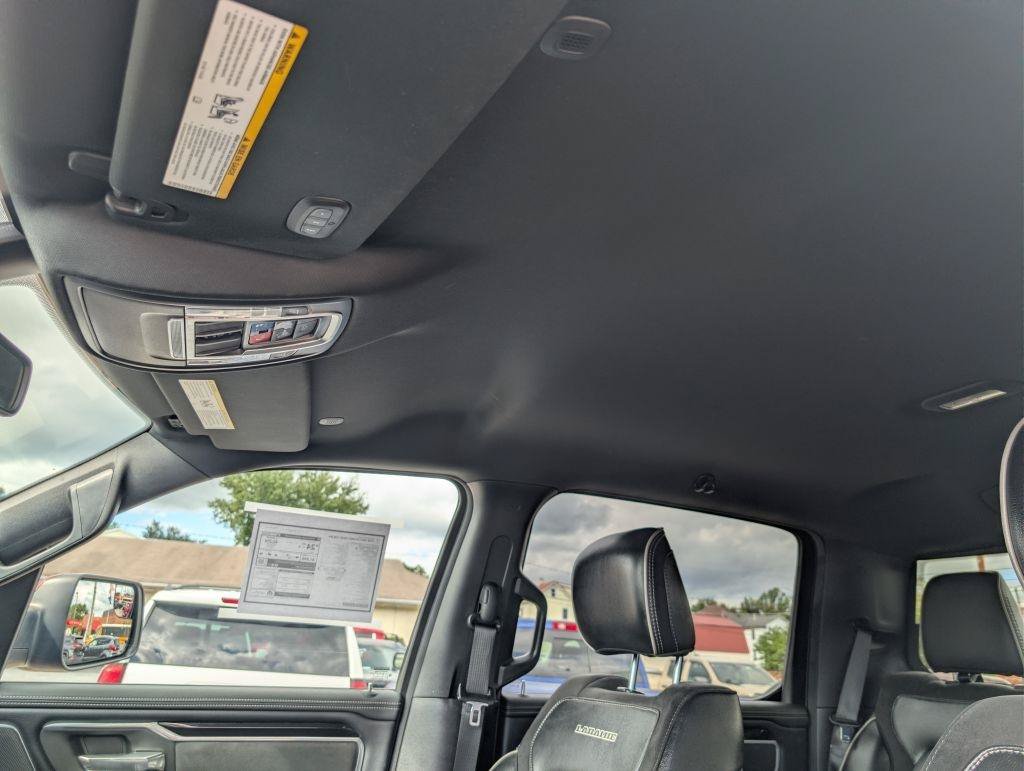 Used 2020 RAM 1500 Laramie AWD/4WD image 35