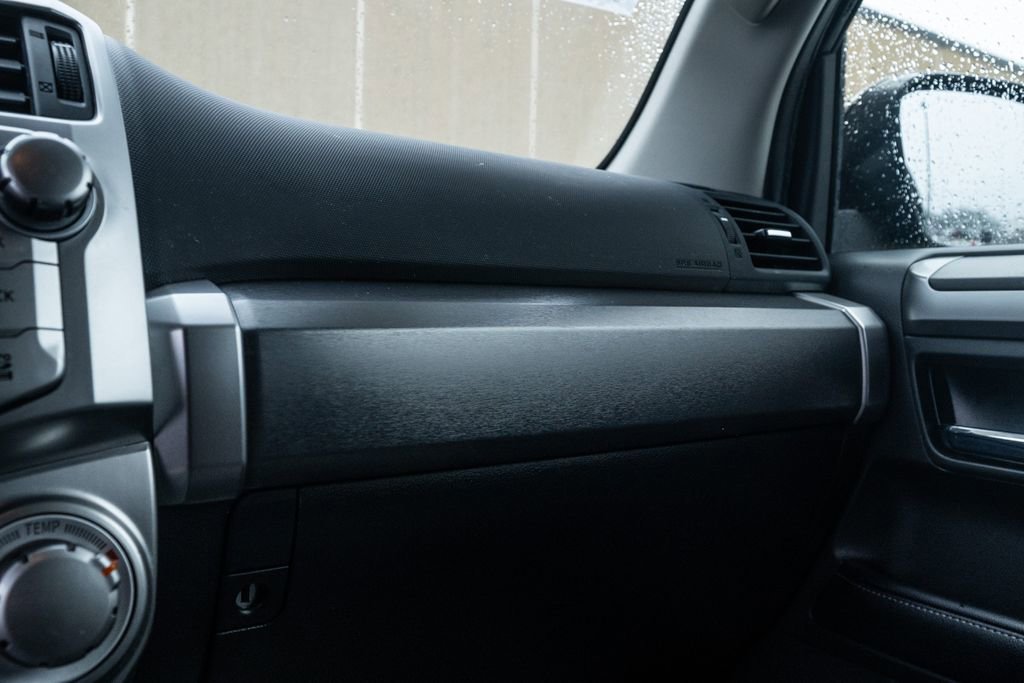 Used 2018 Toyota 4Runner SR5 image 28