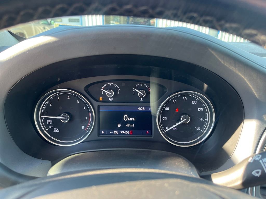 Used 2021 Buick Enclave Essence image 19