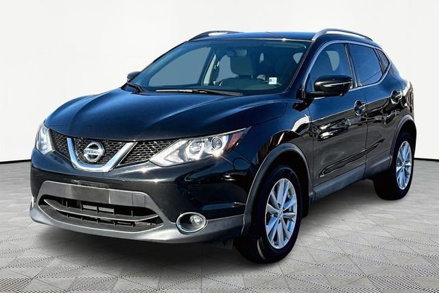 Used 2017 Nissan Rogue Sport SV w/ SV Premium Package image 3