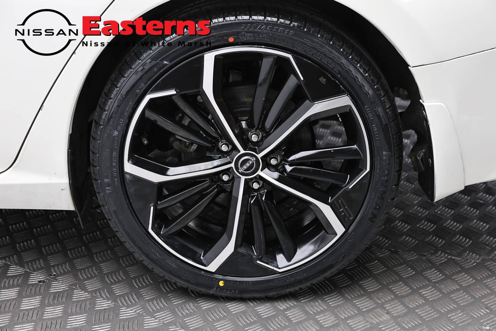 Used 2025 Nissan Altima 2.5 SR FWD image 8
