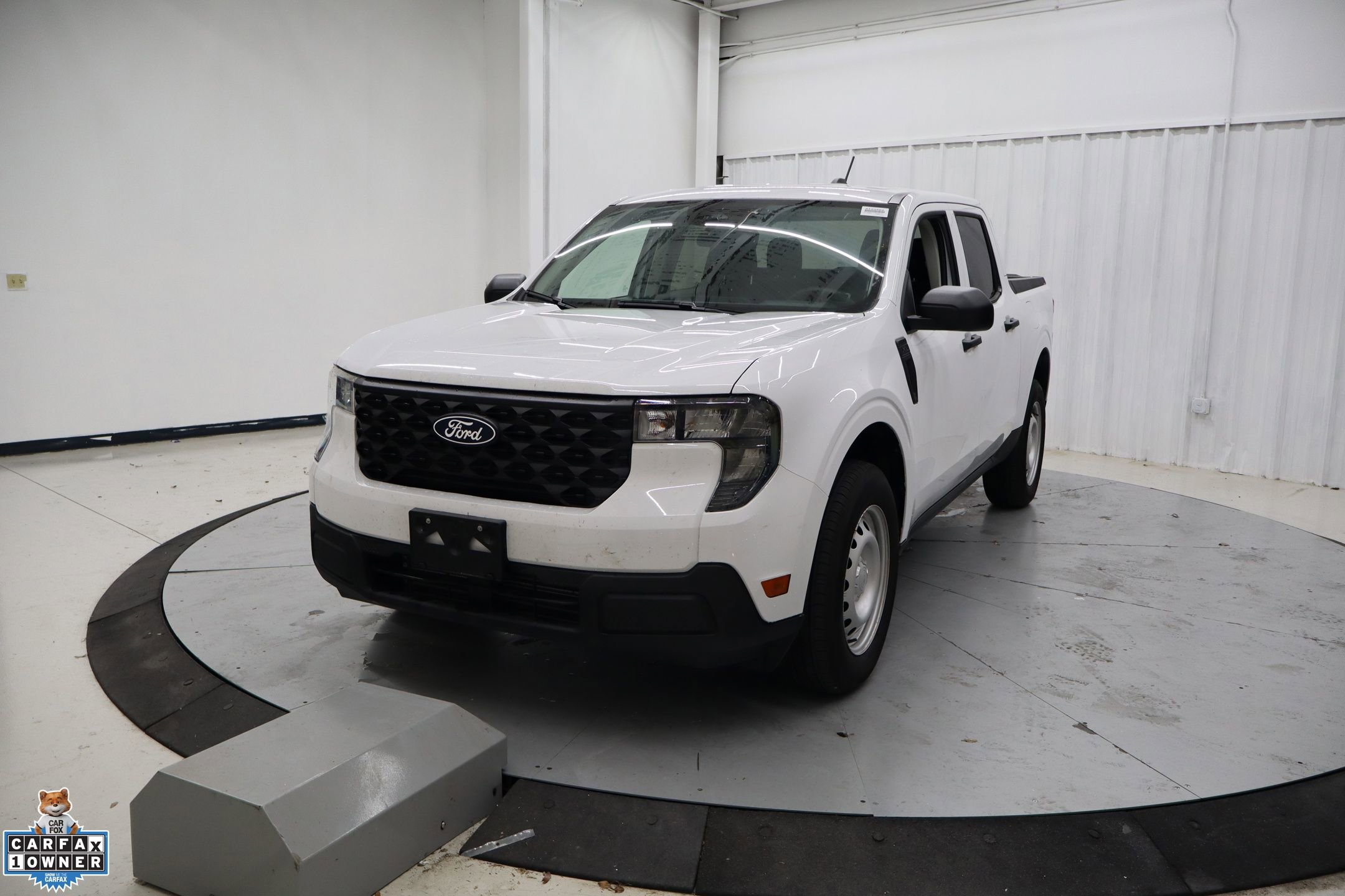 Certified 2025 Ford Maverick XL w/ Equipment Group 102A image 10