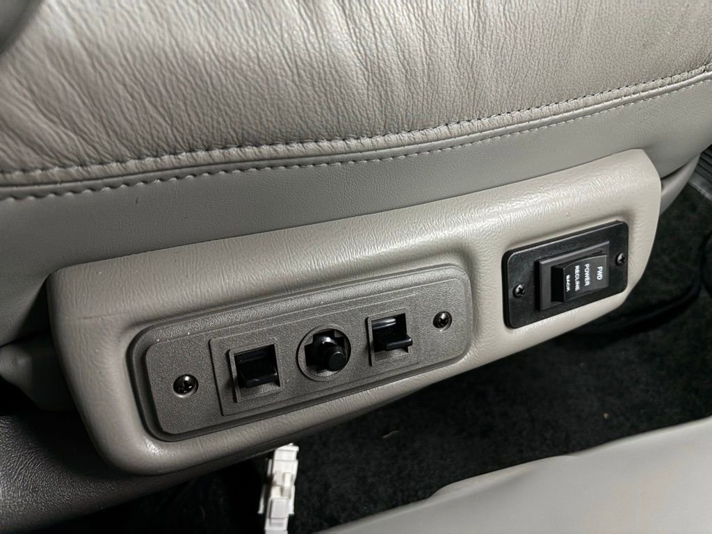 New 2025 GMC Savana 2500 Extended w/ Driver Convenience Package image 53