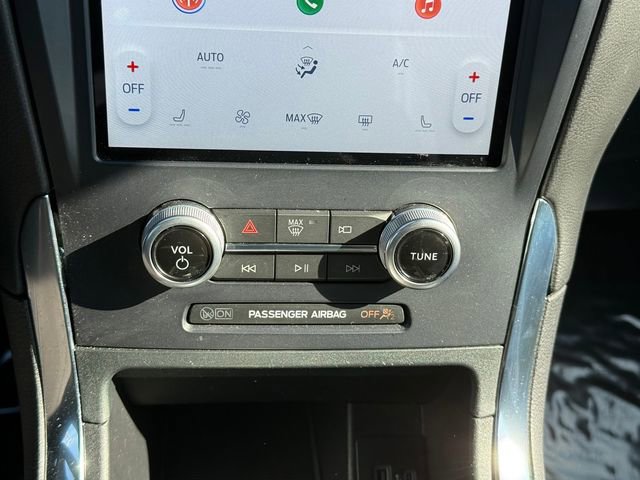 Certified 2023 Ford Edge ST AWD/4WD image 11