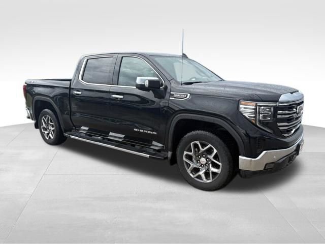 Used 2024 GMC Sierra 1500 SLT w/ SLT Premium Plus Package AWD/4WD image 7