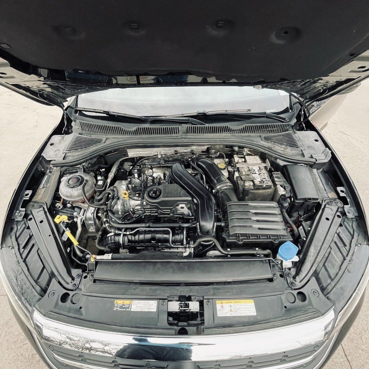 Used 2024 Volkswagen Jetta SE image 27