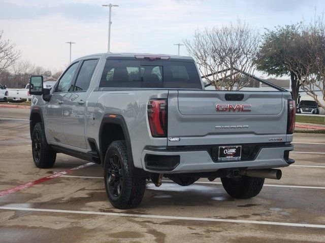 Used 2024 GMC Sierra 2500 AT4 w/ AT4 Premium Plus Package image 3