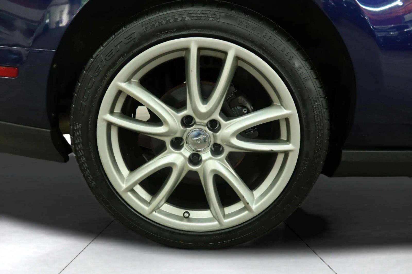 Used 2012 Ford Mustang GT Premium w/ Brembo Brake Pkg RWD image 38