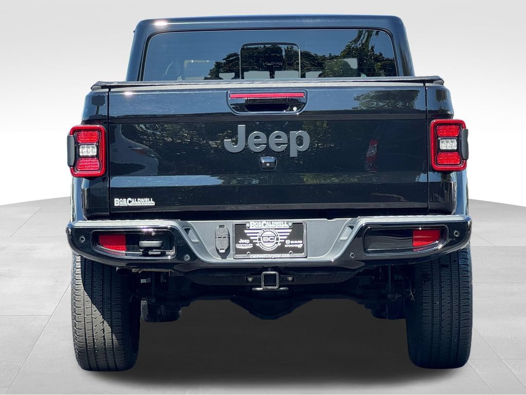 Used 2023 Jeep Gladiator Overland AWD/4WD image 6