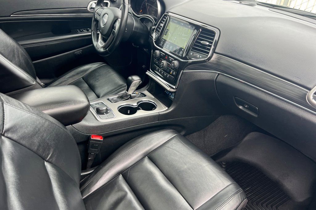 Used 2022 Jeep Grand Cherokee Limited w/ Trailer Tow Group IV image 13